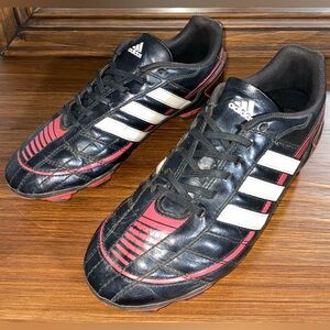 Classic Adidas Predator Soccer Cleats - Firm Ground - US 5.5 Men’s Black & Red